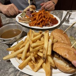 Morty's Delicatessen