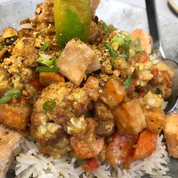 Equinox on 19th - Cauliflower curry - New American Near Me - Washington, DC, District of Columbia Equinox on 19th - Cauliflower curry - New American Near Me - Washington, DC, District of Columbia