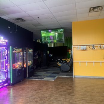 Elite Experience at Pixel Pulse Playzone - Escape Games Near Me - Vaughan, Ontario Elite Experience at Pixel Pulse Playzone - Escape Games Near Me - Vaughan, Ontario
