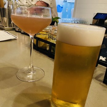 Rising Tide Tavern - American Near Me - Pacific Beach, Washington