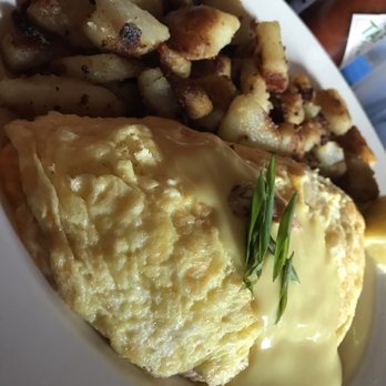Harbor Pub & Pizza - The oh so yummy crab omelette. - Pizza Near Me - Honolulu, Hawaii