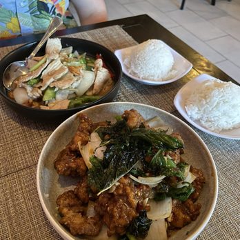Vienna Thai and Bar - Crispy basil, pad cashew - Thai Near Me - Vienna, Virginia Vienna Thai and Bar - Crispy basil, pad cashew - Thai Near Me - Vienna, Virginia