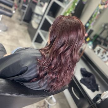 Lee's Salon - Hair Salons Near Me - Clarksville, Tennessee