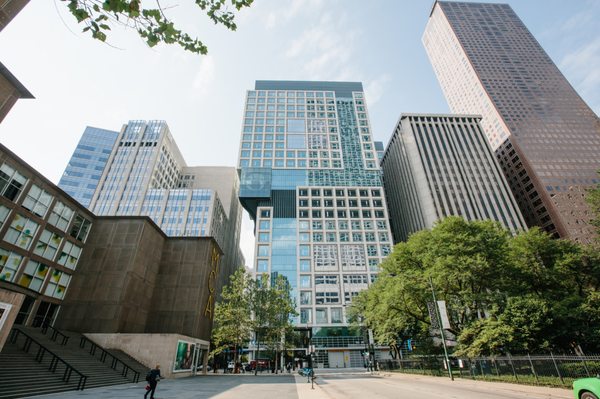 Ann & Robert H. Lurie Children's Hospital of Chicago by null