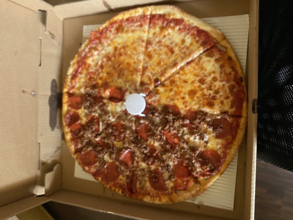 Reviews of ROSSI’S PIZZA JOHNSON CITY Updated September 2024 13