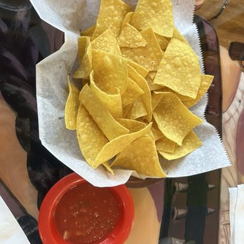 Mi Tradicion - Chips and salsa - Mexican Near Me - Grove City, Ohio