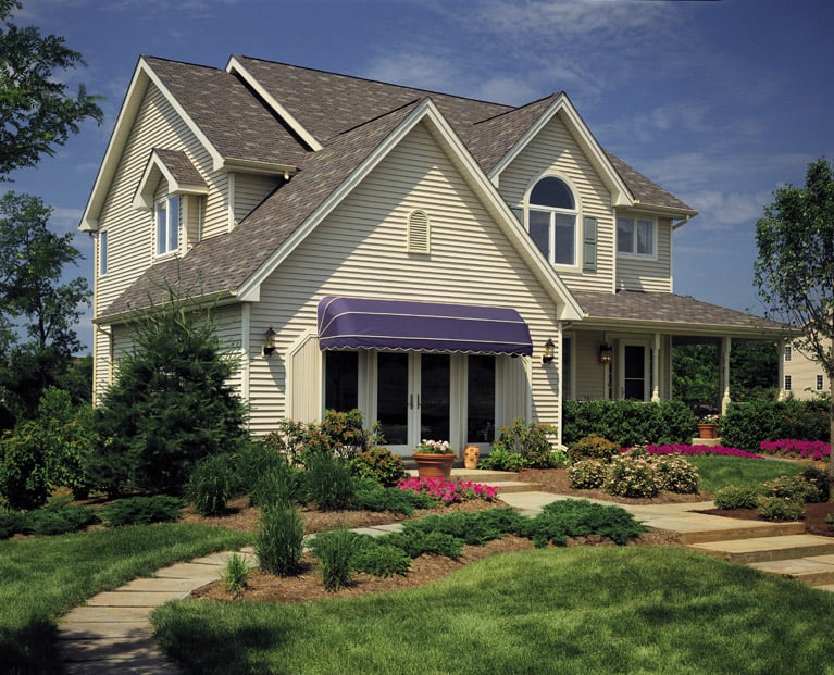 STRAIGHT LINE ROOFING & SIDING Lewiston, Maine Roofing Phone