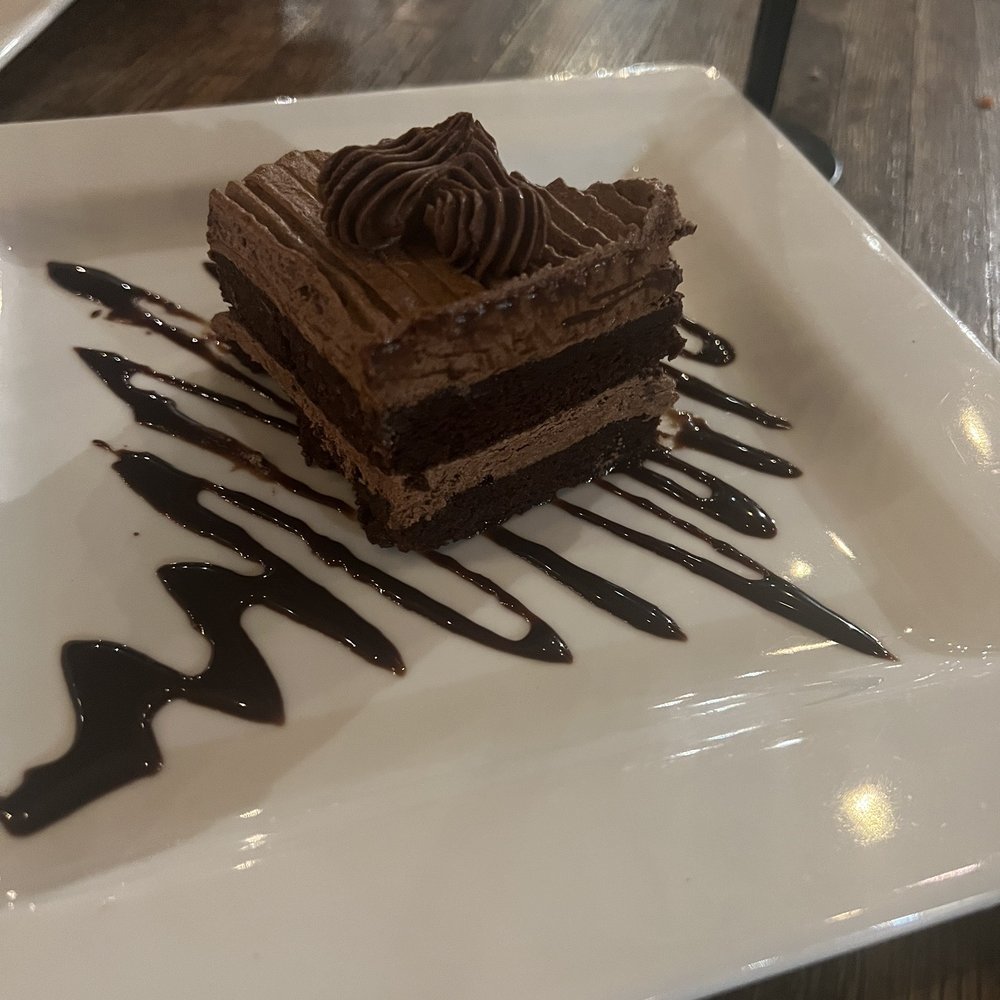 Fabiani's - Vegan/gluten free chocolate cake - Italian Near Me - Kihei, Hawaii Fabiani's - Vegan/gluten free chocolate cake - Italian Near Me - Kihei, Hawaii