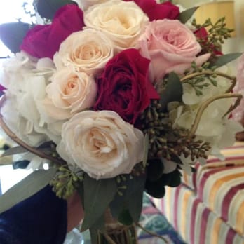 The Rose Shop - Beautiful garden rose bridal bouquet 2012 - Florists Near Me - Idaho Falls, Idaho The Rose Shop - Beautiful garden rose bridal bouquet 2012 - Florists Near Me - Idaho Falls, Idaho