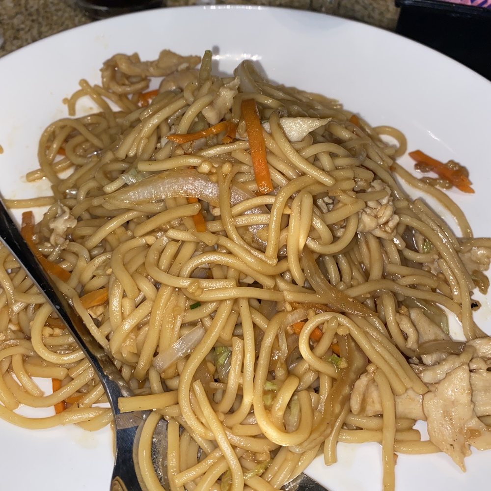 Chopsticks Asian Bistro - Traditional Lo Mein - Chinese Near Me - Littleton, Colorado