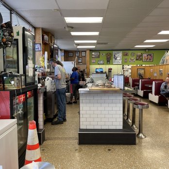Irwin's Fountain - Kitchen/booth seating - Breakfast & Brunch Near Me - Chesapeake, Virginia Irwin's Fountain - Kitchen/booth seating - Breakfast & Brunch Near Me - Chesapeake, Virginia