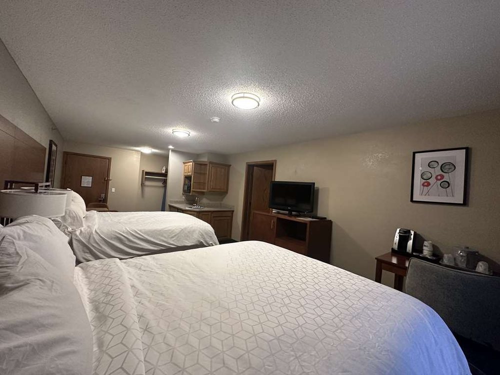 HOLIDAY INN EXPRESS FREMONT Updated September 2024 53 Photos & 30