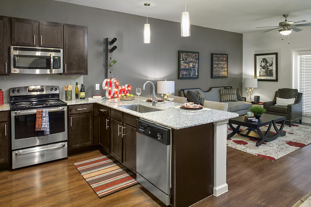 PARKSIDE GRAND PARKWAY LUXURY APARTMENTS Updated September 2024 32 Photos & 26 Reviews