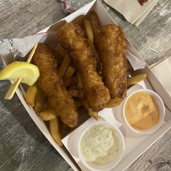 Gordon Ramsay Fish & Chips - Fish Combo - Fish & Chips Near Me - Orlando, Florida Gordon Ramsay Fish & Chips - Fish Combo - Fish & Chips Near Me - Orlando, Florida