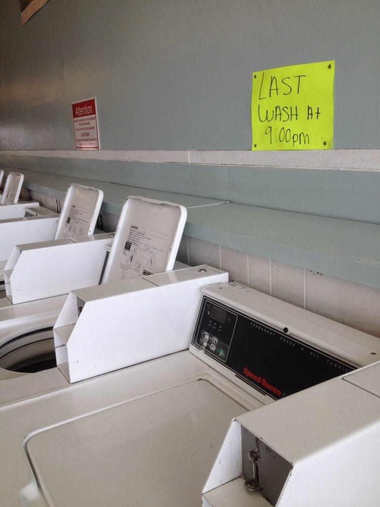 LAUNDERLAND COIN OP LAUNDRY Updated September 2024 2811 E Lincoln