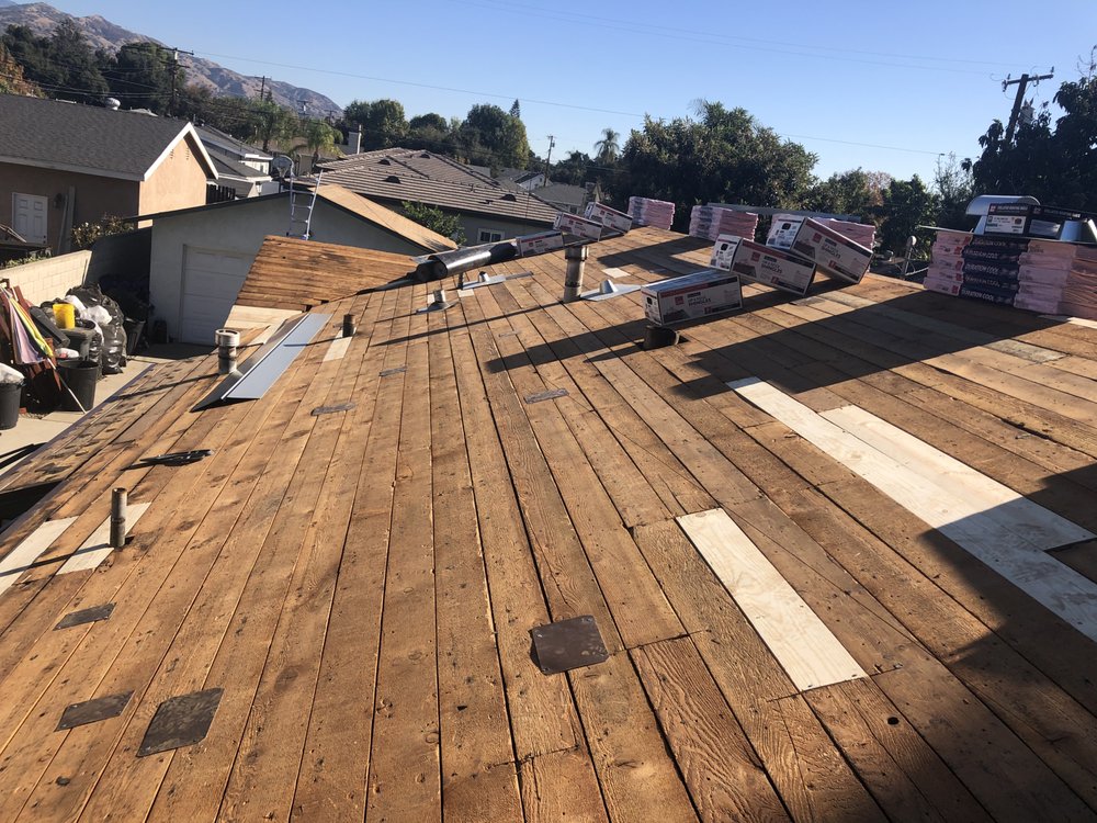 Slide of Bazan Roofing