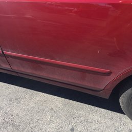 Washes only top part of the car