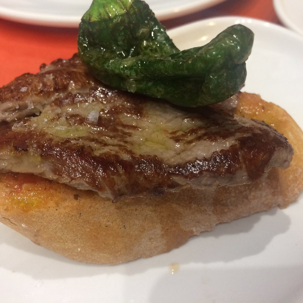 L'Anxoveta - Steak skewer - Tapas Bars Near Me - Barcelona, B L'Anxoveta - Steak skewer - Tapas Bars Near Me - Barcelona, B