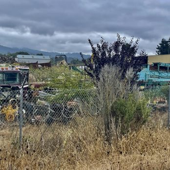 River Walk Trail - September 11, 2025 - Old machinery and vehicles at the scrap metal facility along the trail. - Hiking Near Me - Fortuna, California River Walk Trail - September 11, 2025 - Old machinery and vehicles at the scrap metal facility along the trail. - Hiking Near Me - Fortuna, California