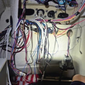 Performance Marine Services - Wiring Before - Boat Repair Near Me