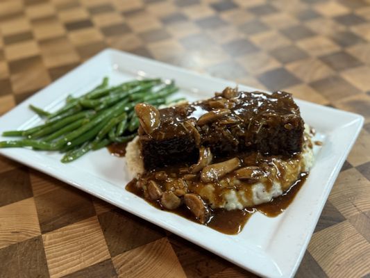 Currents Steak & Seafood by null