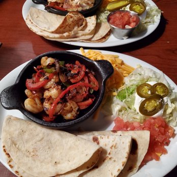 Ruby Tuesday - Shrimp & chicken fajitas - American Near Me - Rockledge, Florida