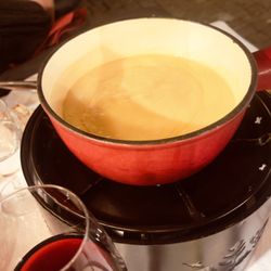 Restaurant des Antiquaires - Fondue for two.  Very good.