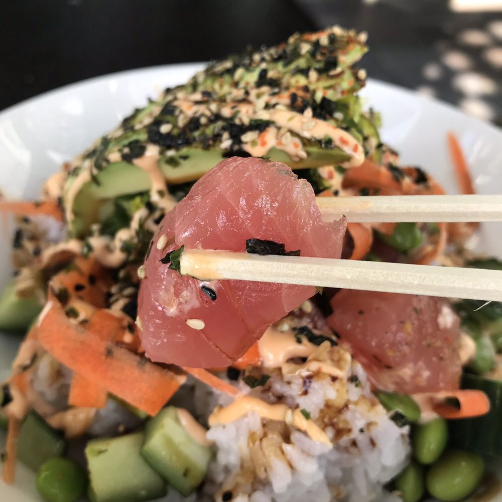 zinc@shade - Yellowfin poke bowl - New American Near Me - Manhattan Beach, California zinc@shade - Yellowfin poke bowl - New American Near Me - Manhattan Beach, California