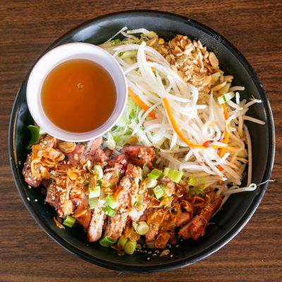 XinhXinh Vietnamese Bistro by null