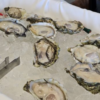 Deck. - May 2025 (Mother's Day): Oysters - Hawaiian Near Me - Honolulu, Hawaii Deck. - May 2025 (Mother's Day): Oysters - Hawaiian Near Me - Honolulu, Hawaii