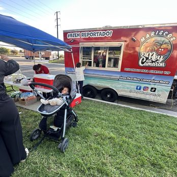Mariscos El Rey Del Camaron - Food truck - Food Trucks Near Me - Jurupa Valley, California