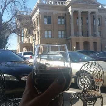 Georgetown Winery - Beautiful day with a view of the courthouse! - Wineries Near Me - Georgetown, Texas Georgetown Winery - Beautiful day with a view of the courthouse! - Wineries Near Me - Georgetown, Texas