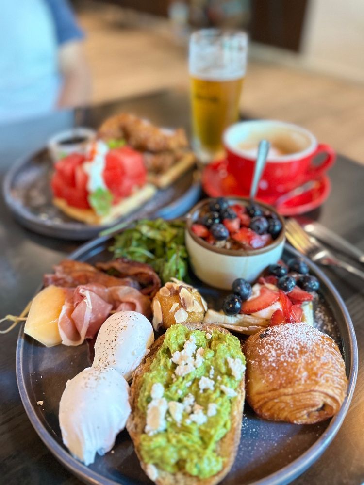 CRAFT BRICKELL 89 Photos & 59 Reviews 1401 Brickell Ave, Miami