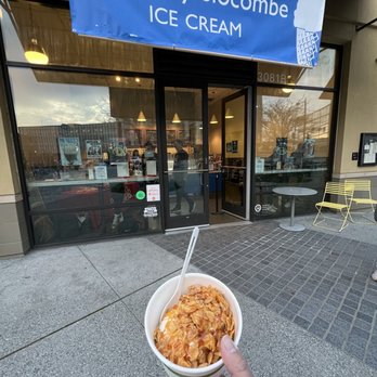 Humphry Slocombe - Secret Breakfast Sundae - Ice Cream & Frozen Yogurt Near Me - San Mateo, California