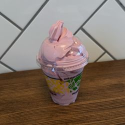 Hawaiian Bros Island Grill - Dole Soft Serve® - Strawberry
