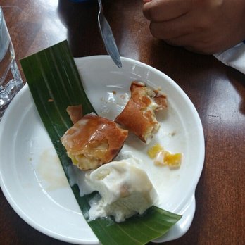 FOB Kitchen - Turon dessert - Filipino Near Me - Oakland, California FOB Kitchen - Turon dessert - Filipino Near Me - Oakland, California