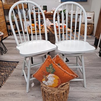 House To Home - Freshly painted Barstools - Home Decor Near Me - Clearwater, Florida House To Home - Freshly painted Barstools - Home Decor Near Me - Clearwater, Florida