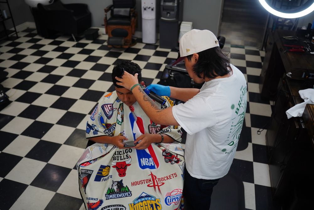 SANTA ROSA HAIRCUTS Updated June 2024 12 Photos 1523 Farmers Ln