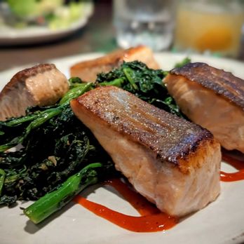 The Carbon Bar - Salmon - Barbeque Near Me - Toronto, Ontario