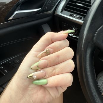 5th Ave Nails - Nail Salons Near Me - Boca Raton, Florida