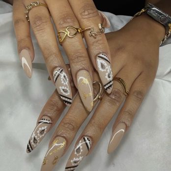Magazine Nails - Nail Salons Near Me - New Orleans, Louisiana