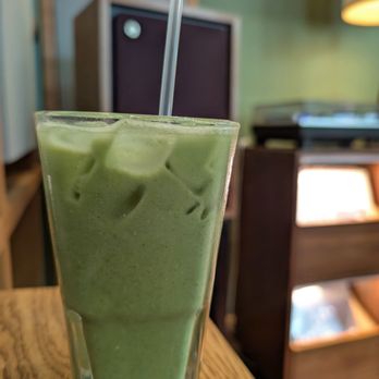 Dedo Coffee - Iced matcha latte with oat milk - Cafes Near Me - Long Beach, California Dedo Coffee - Iced matcha latte with oat milk - Cafes Near Me - Long Beach, California