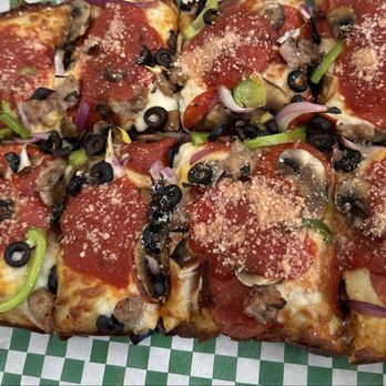 Piccolo Pizza - Piccolo Pizza Detroit Style with Vodka Sauce - Pizza Near Me - Las Vegas, Nevada Piccolo Pizza - Piccolo Pizza Detroit Style with Vodka Sauce - Pizza Near Me - Las Vegas, Nevada