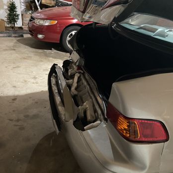 Williams Towing Shop - My car was rearended and then impounded by Williams Towing overnight. - Towing Near Me - Saint Bonifacius, Minnesota