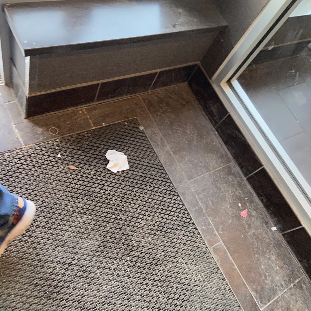 Starbucks - Coffee & Tea Near Me - Sun Prairie, Wisconsin