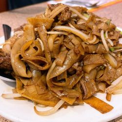 Otay Mandarin - Beef chow fun