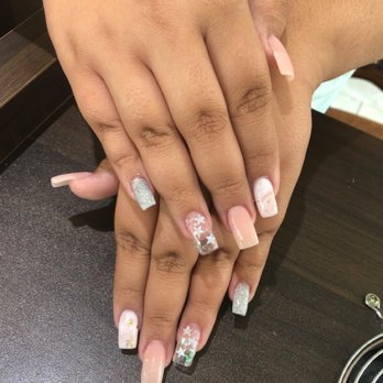 Signature Nails - Waxing Near Me - Shelby Township, Michigan