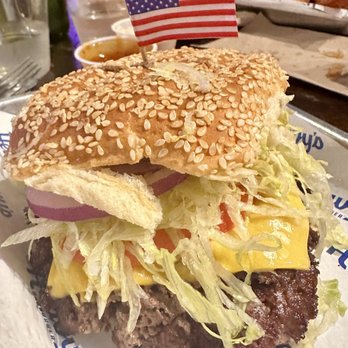 Heavy’s Barburger - BARBURGER - Burgers Near Me - Charleston, South Carolina
