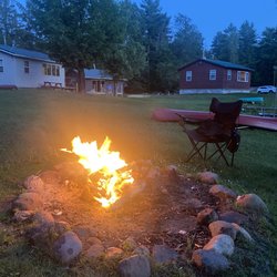 Tall Pines Resort - No for pit and view of other cabins.
