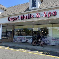 Capri Nails And Spa